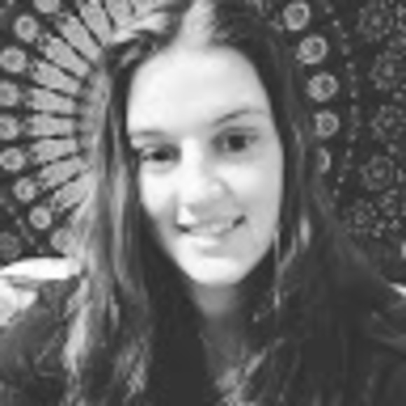 Meet your Posher, Kim - Picture 1 of 1